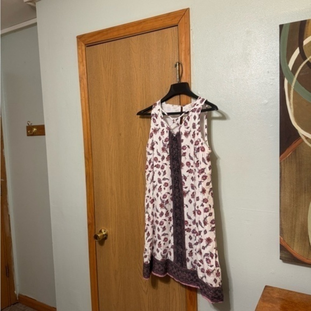 Maurices NWT Medium w/Floral Print Sleeveless Knee-Length Shift Dress
